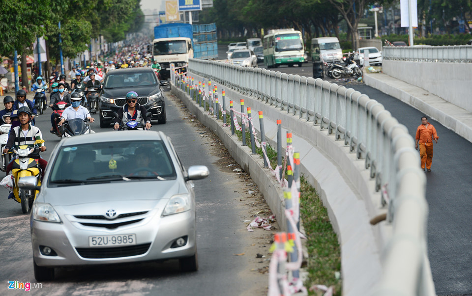 Hầm chui nút giao thông 3 tầng ở Sài Gòn trước ngày thông xe